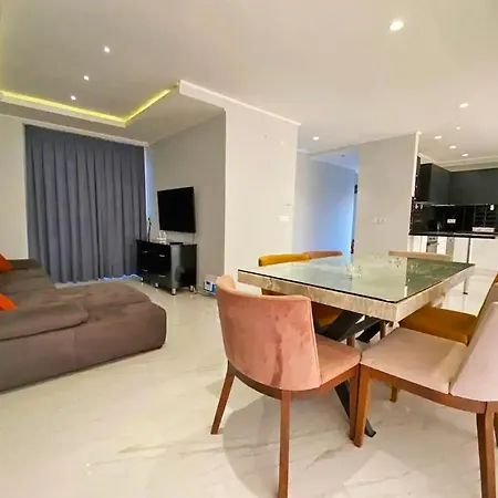 Panorama With Jacuzzi & Sauna *