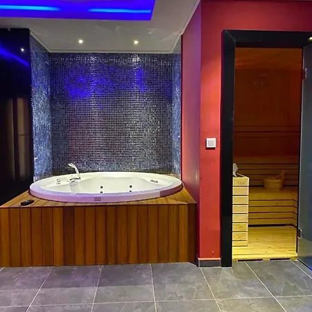 Panorama With Jacuzzi & Sauna *